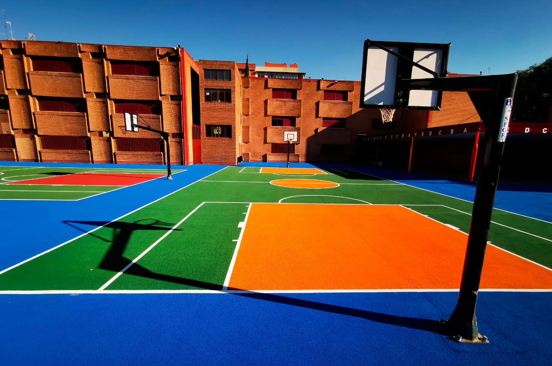 مشروعات Sport Floor في الملاعب والأرضيات الرياضية