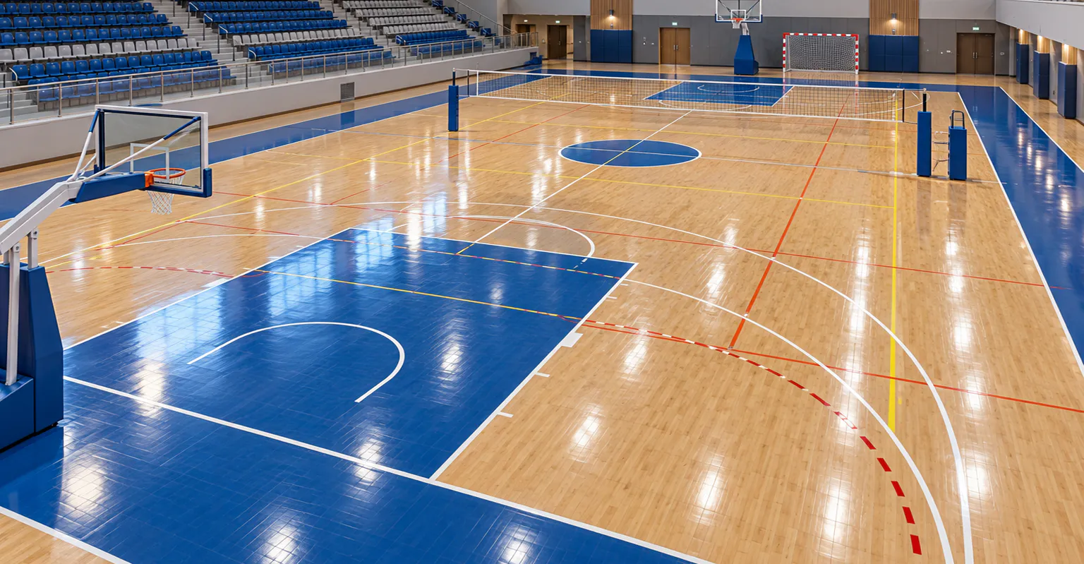 إنشاء وتجهيز الملاعب الداخلية والصالات الرياضية