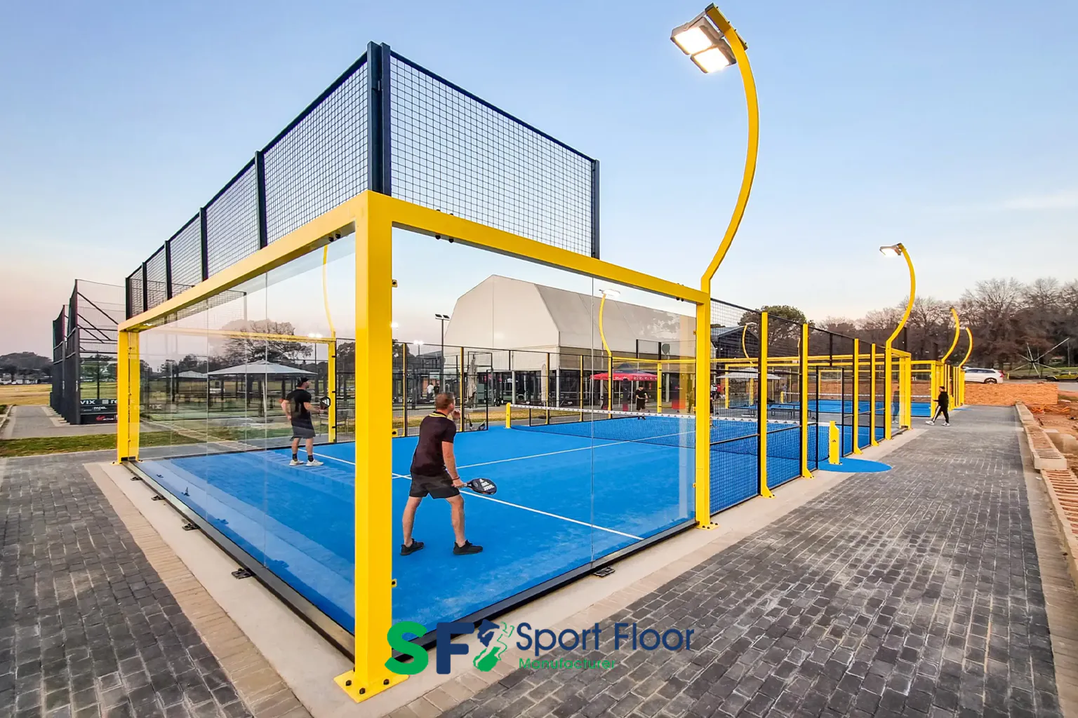 أعمال ملاعب البادل